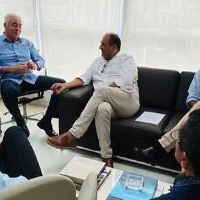 Prefeito se reúne com senador Otto Alencar e solicita manutenção de voos de Ilhéus para Salvador