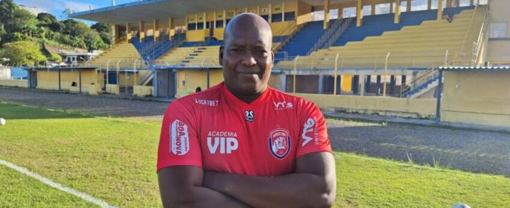 BARCELONA: VENÂCIO SOARES CHEGOU CHEGANDO 