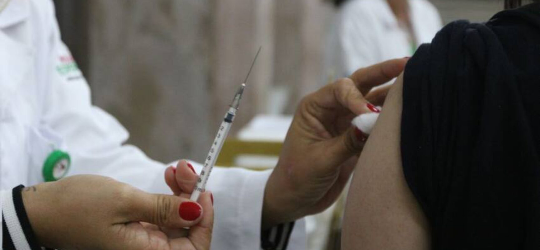 Vacina Qdenga tem público ampliado em Itabuna e está disponível nas unidades  de Saúde