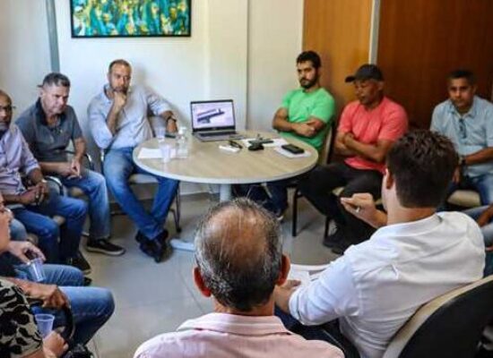 Prefeitura de Ilhéus dialoga com moradores da Cidade Nova sobre obras da Praça Misael Tavares