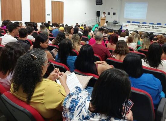 Conferência da Educação em Itabuna reuniu dirigentes, professores e sociedade civil