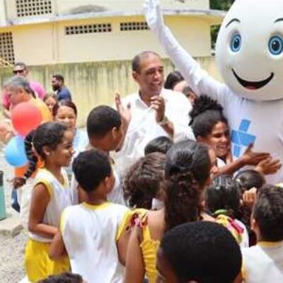 Prefeitura reforça campanha de vacinação e realiza ações em comemoração ao Dia das Crianças