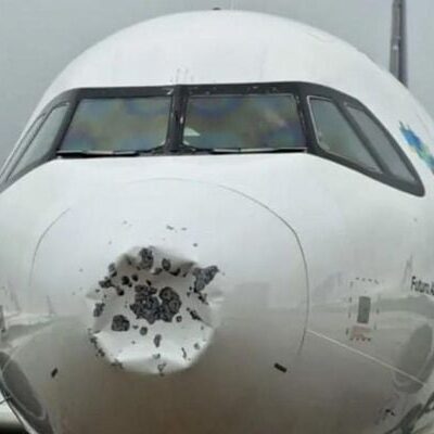 Avião que decolou de Ilhéus é danificado após ser atingido por tempestade