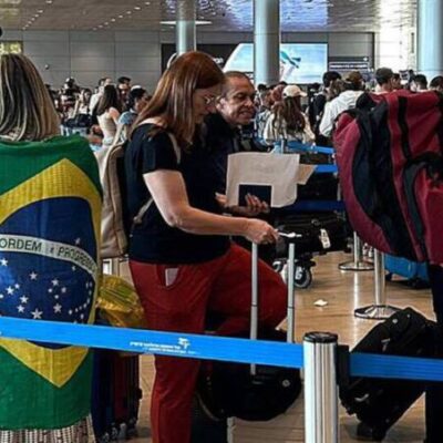 Chega a Brasília primeiro avião trazendo brasileiros de Israel