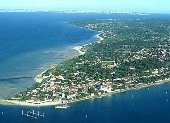 Em Itaparica, Jerônimo autoriza ampliação do Hospital Geral e recebe título de Cidadão Itaparicano, nesta quarta (25)