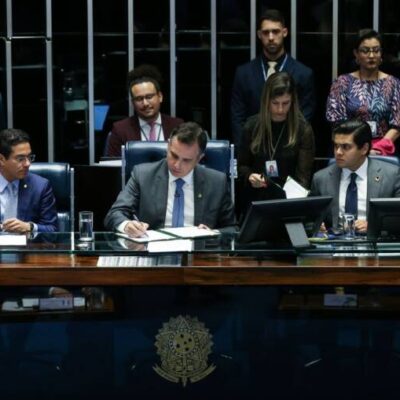Senado aprova desoneração da folha de pagamentos de 17 setores