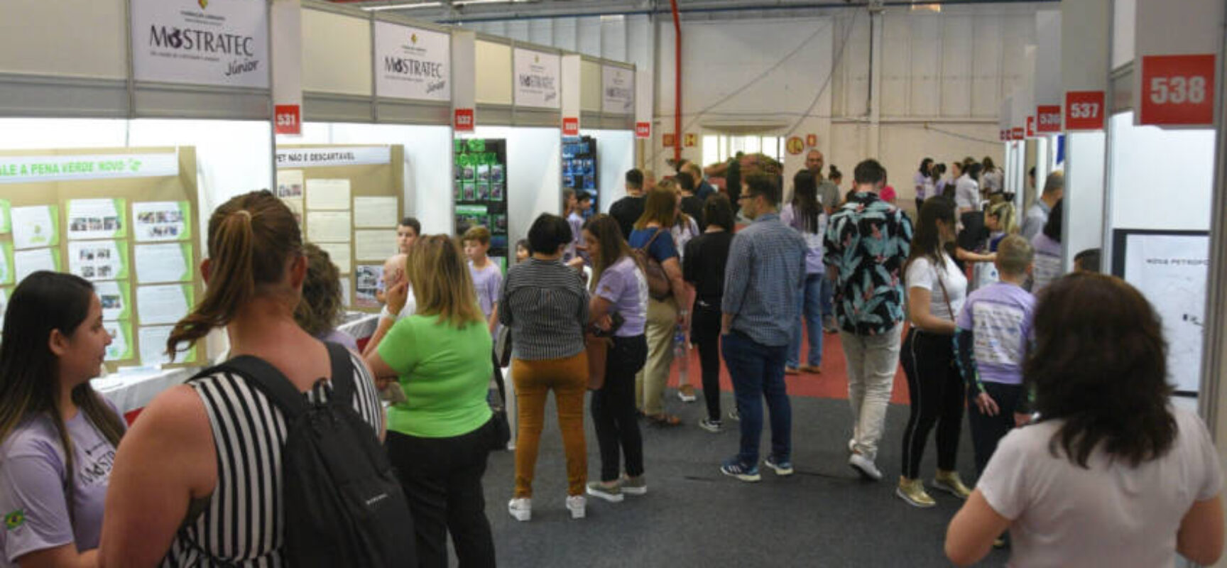 Adolescentes de Ilhéus (BA) são destaque na maior feira de ciência da América Latina