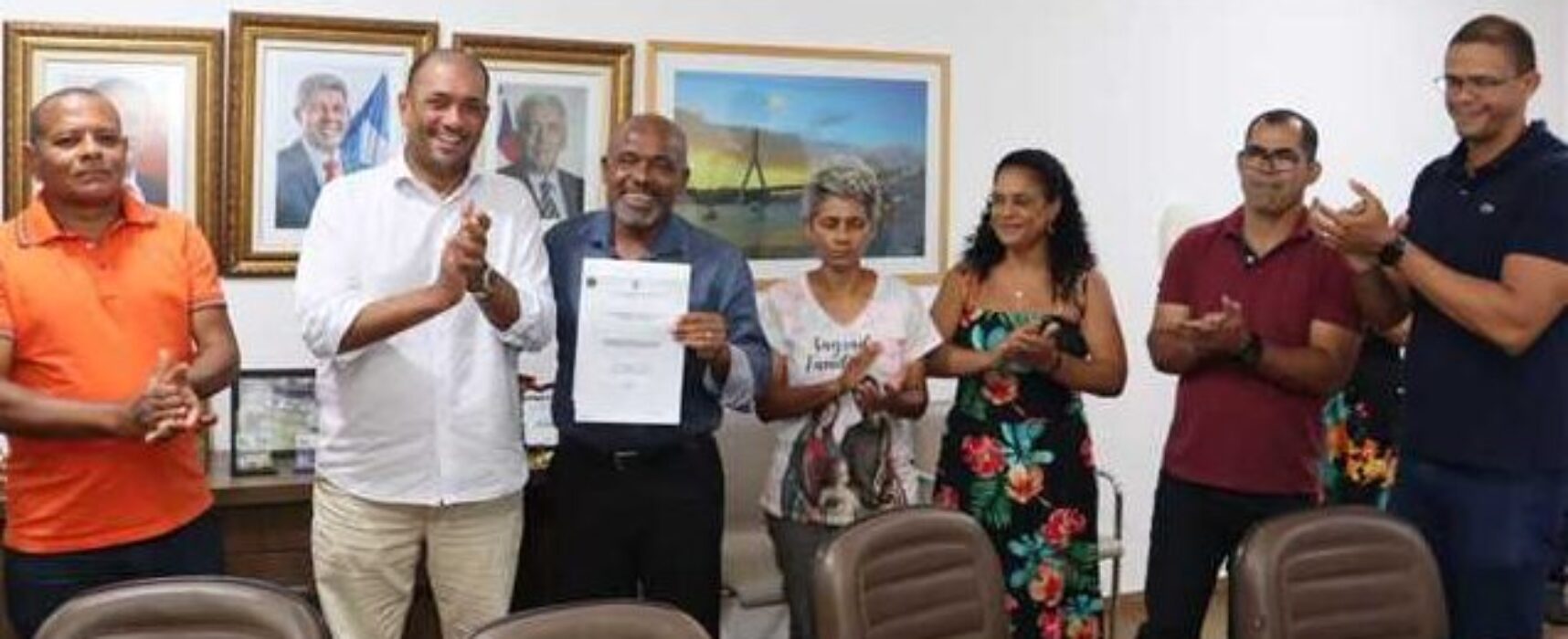 Mário Alexandre se reúne com moradores da Zona Norte de Ilhéus e apresenta pacote de serviços