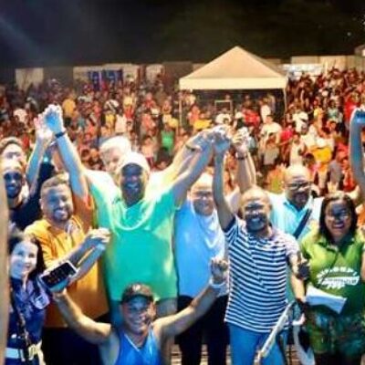 Na festa do servidor, prefeito destaca compromisso da gestão e avanço nas negociações do PCCS