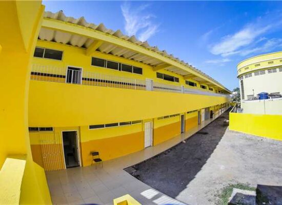 Em Ilhéus, gestão propõe planejamento estratégico para término do ano letivo na rede municipal