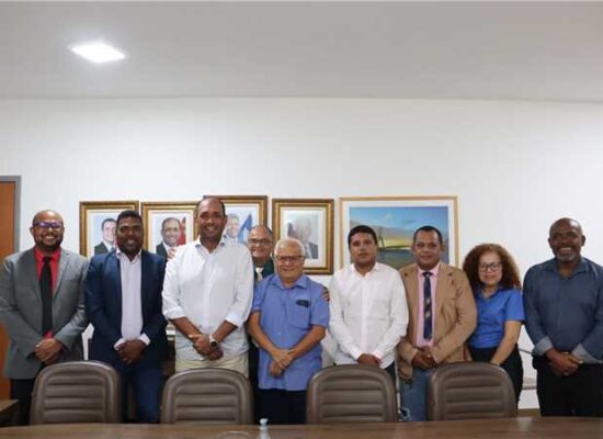 Reunião entre Prefeitura e Câmara de Vereadores garante manutenção do calendário letivo até dezembro