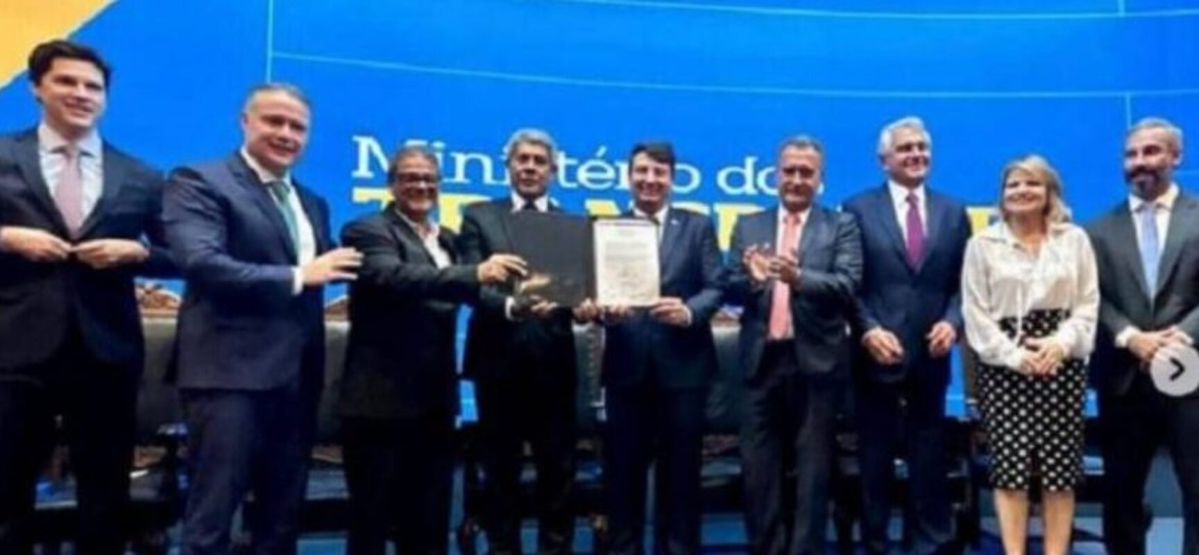 Em Brasília, Jerônimo participa do lançamento do edital para pavimentação da BR-030