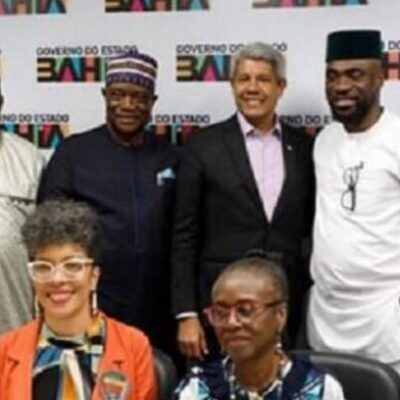 Jerônimo recepciona embaixadores de países africanos em Salvador