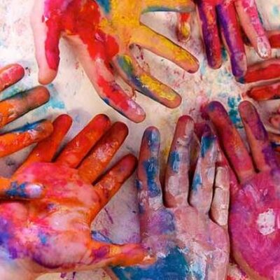 Mais de 200 crianças esperam por adoção na Bahia