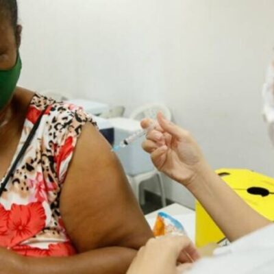 Salvador inicia aplicação da 2ª dose bivalente contra Covid-19 nesta segunda