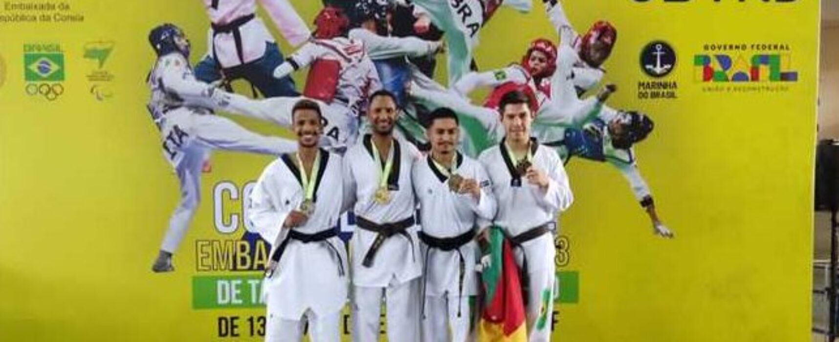 Atletas de Ilhéus medalham em competição nacional de Taekwondo