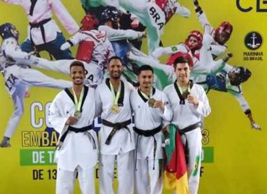 Atletas de Ilhéus medalham em competição nacional de Taekwondo