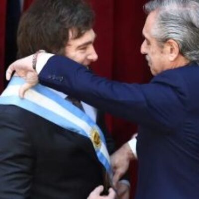 Javier Milei toma posse como novo presidente da Argentina