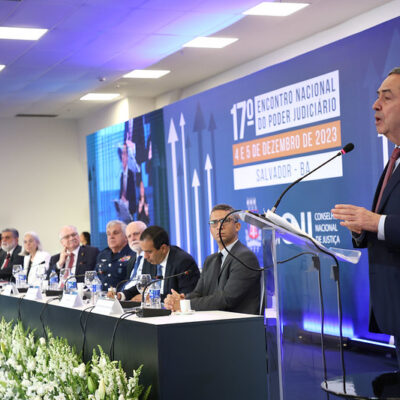Presidente do CNJ conclama Judiciário a utilizar linguagem simples