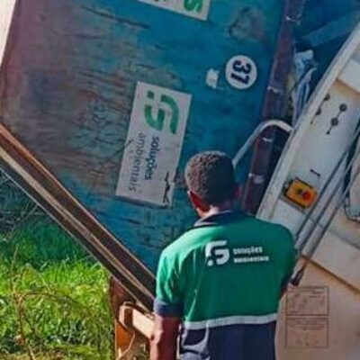 Moradores de Ilhéus devem ficar atentos aos horários da coleta de lixo nos bairros, informa Secsurb