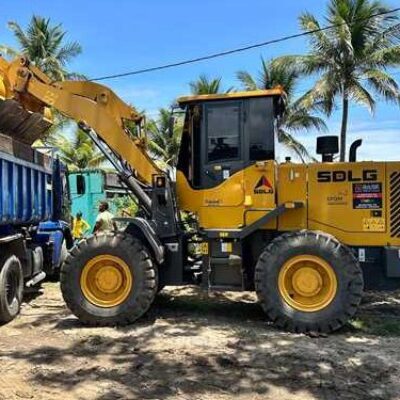 Município intensifica ações e garante limpeza na orla de Ilhéus