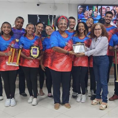 Câmara homenageia o Studio de Dança Eliana Fonseca com Moção de Aplausos e Congratulações