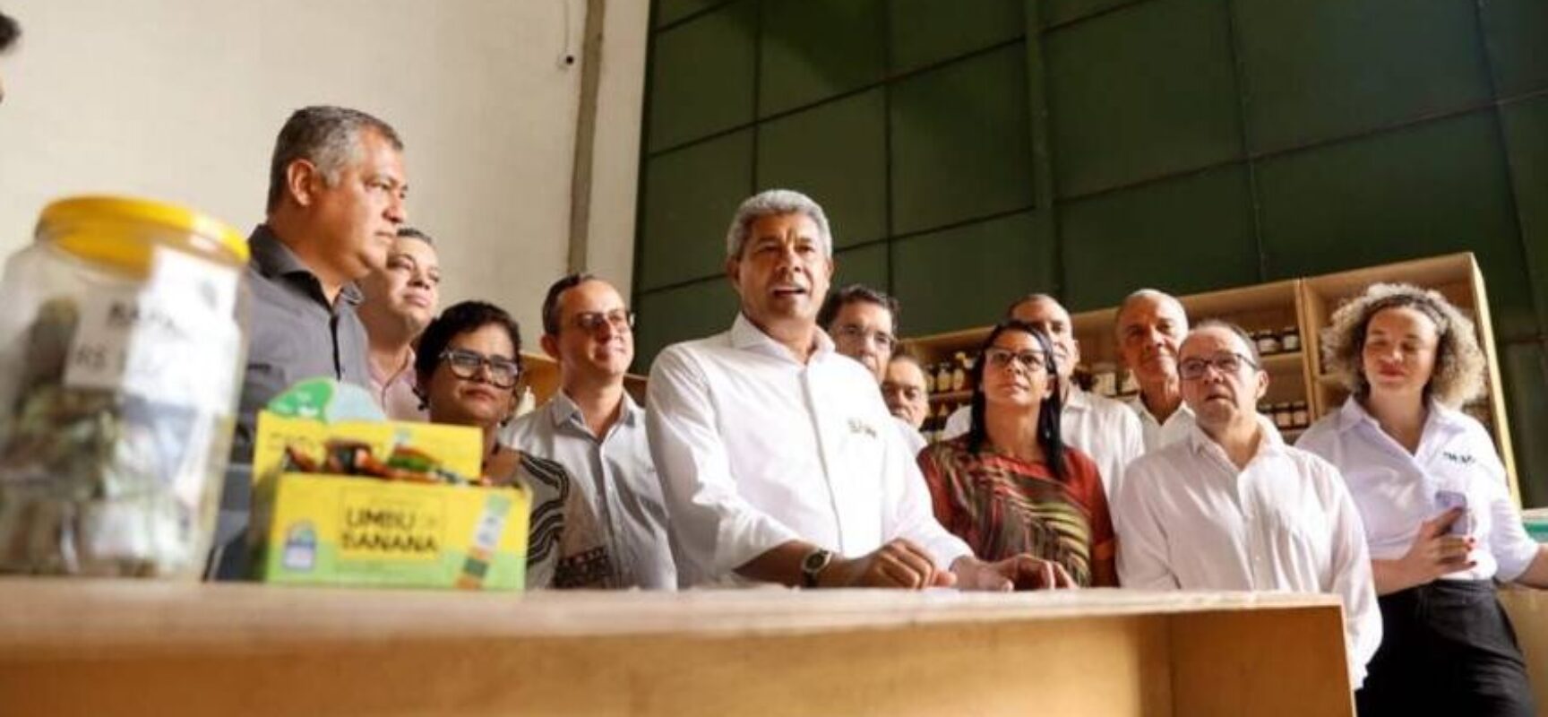 *Jerônimo comemora primeira exportação conjunta da agricultura familiar da Bahia para Portugal