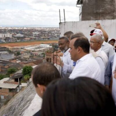 Estado entrega obras de contenção de encosta em bairros de Salvador