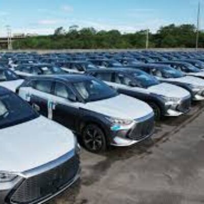 BYD anuncia criação de 10 mil vagas de emprego na Bahia