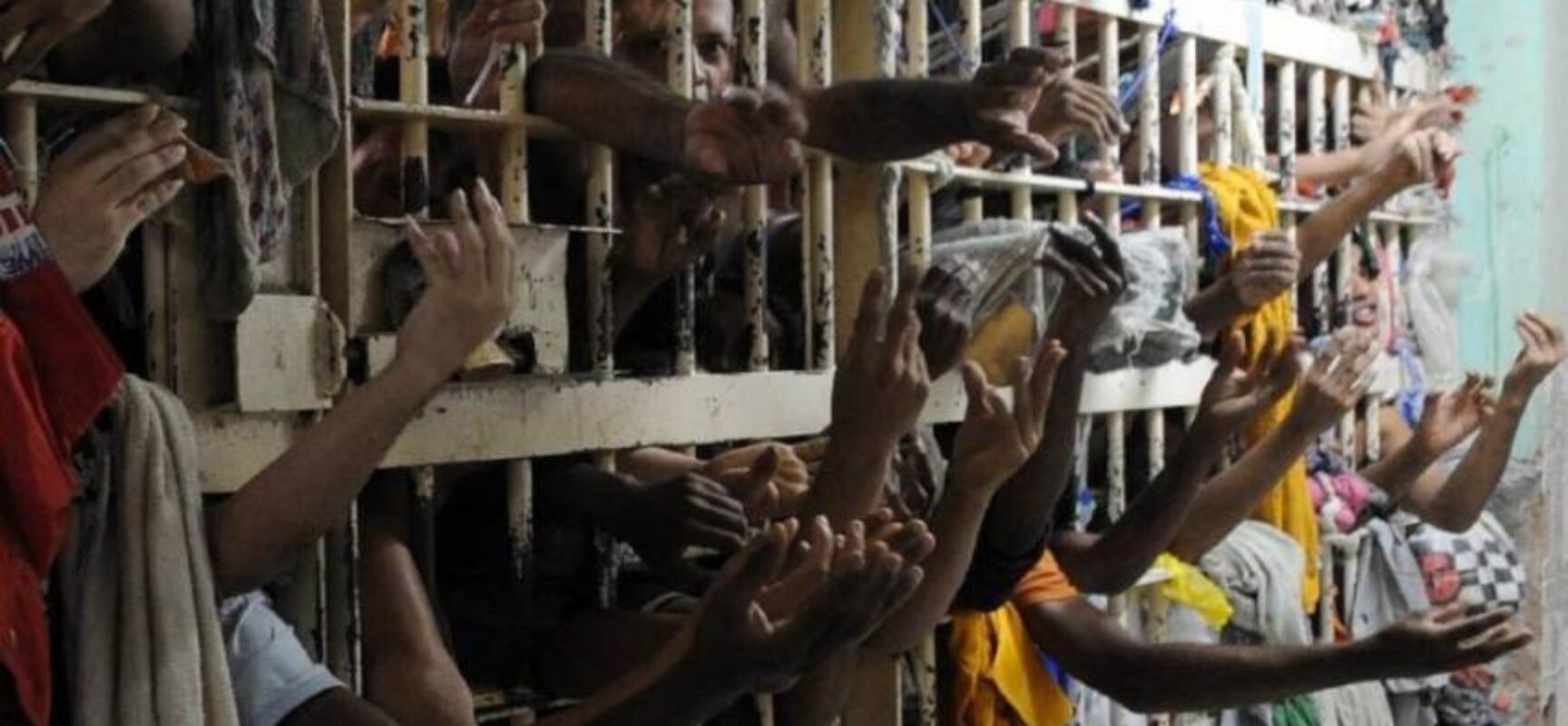 Menos de 5% dos detentos não retornaram aos presídios após a saidinha de Natal no Brasil