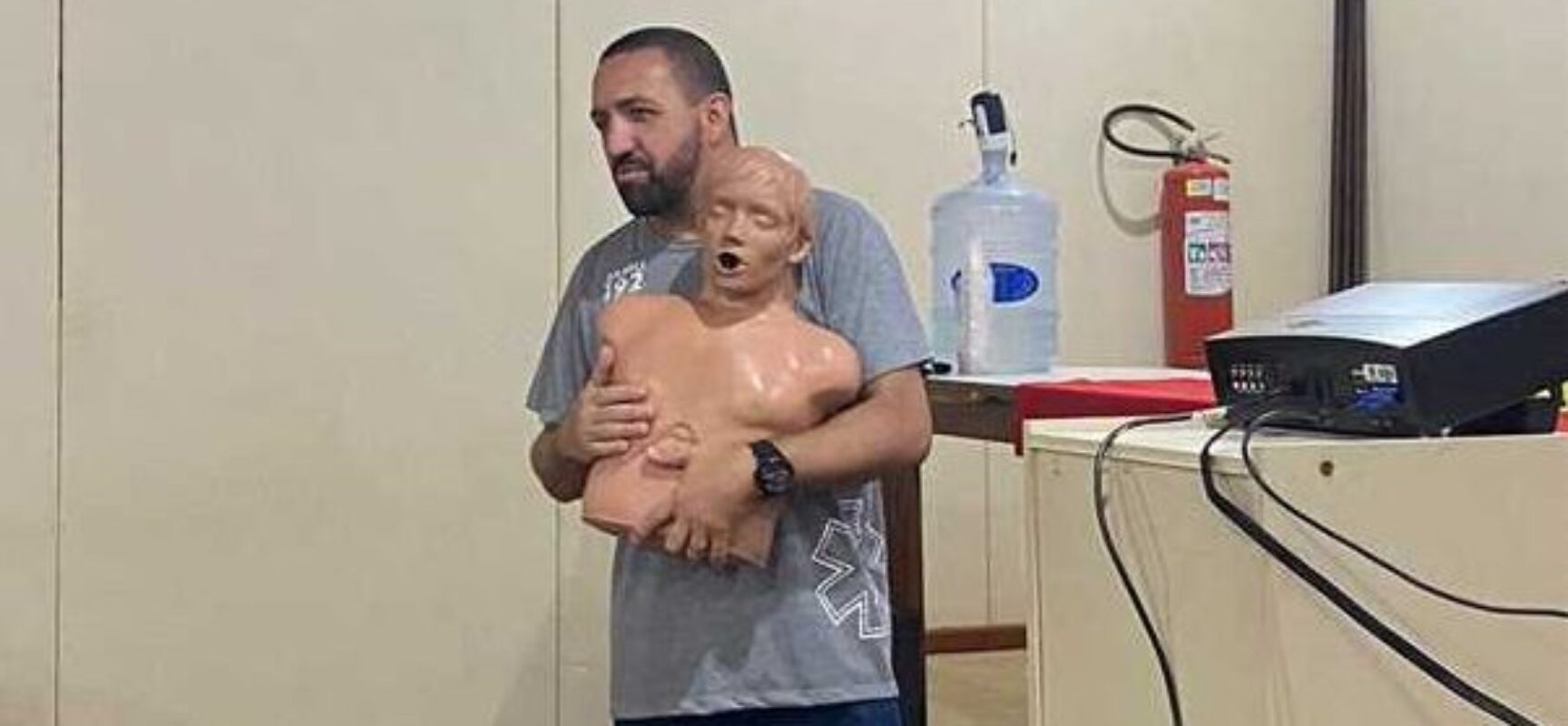 Profissionais da Saúde participam de oficina sobre suporte básico e avançado de vida