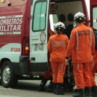 Corpo de Bombeiros faz treinamento para o Carnaval 2024 com simulação na Barra