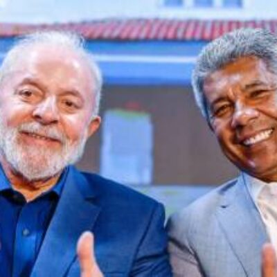 Lula assina acordo para criação de parque aeroespacial na Bahia