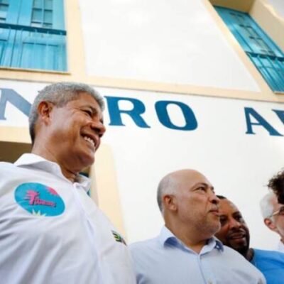 Em Itaparica, Jerônimo Rodrigues autoriza patrimonialização do 7 de Janeiro e prestigia a festejos de independência da cidade