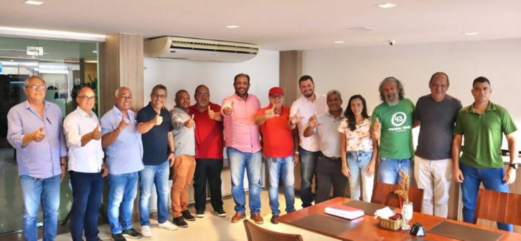 Marão, presidente do PSD/Ilhéus, se reúne com presidentes de partidos da base de Lula e Jerônimo, em prol do fortalecimento da UNIDADE POLÍTICA em Ilhéus