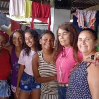 Dra. Lú Cerqueira, verdadeira para-choque das mulheres sofridas e exemplo de solidariedade