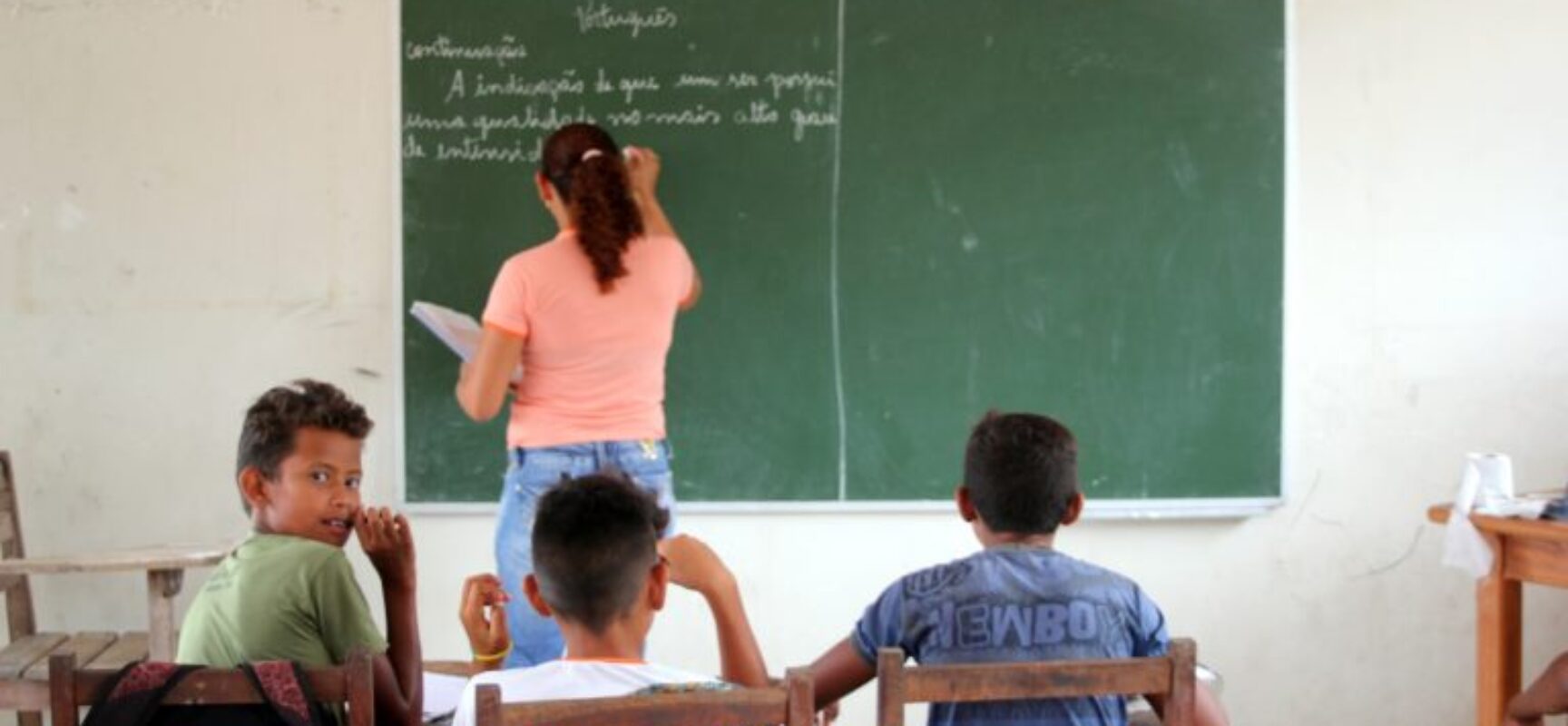 Entra em vigor lei que prevê alternância entre aulas práticas e teóricas para alunos da zona rural