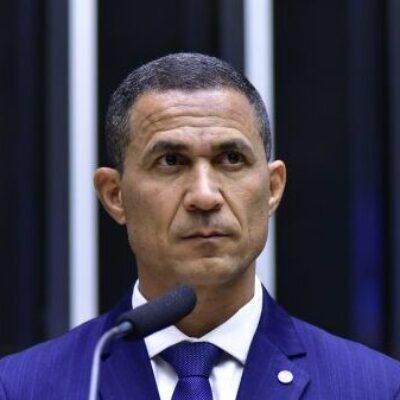 Projeto exige personalidade jurídica para movimento popular organizado em mais de três estados