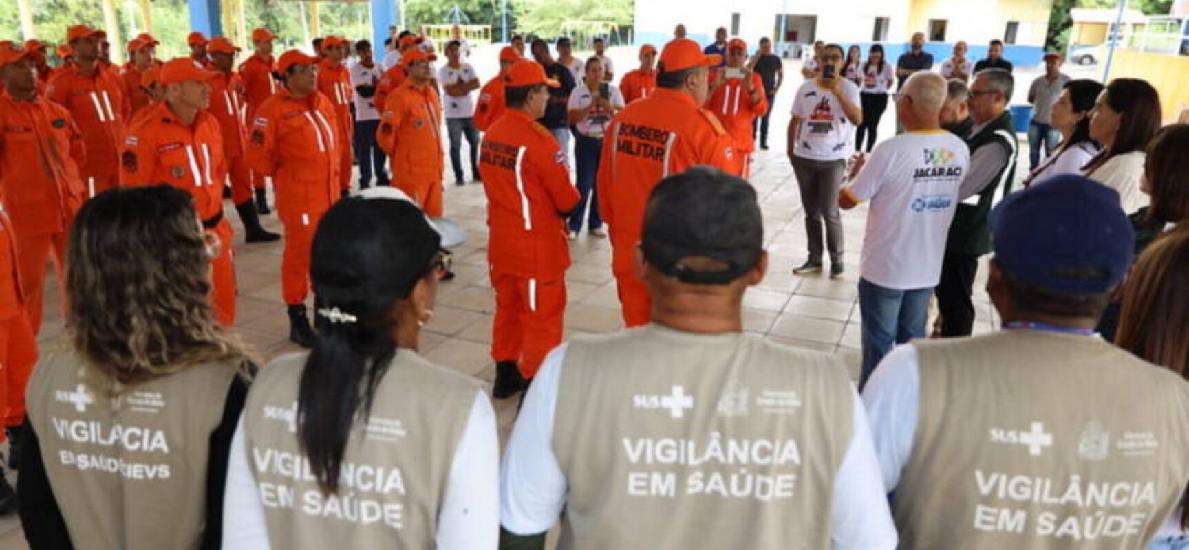Governo da Bahia combate a dengue com mutirão de limpeza na região Sudoeste