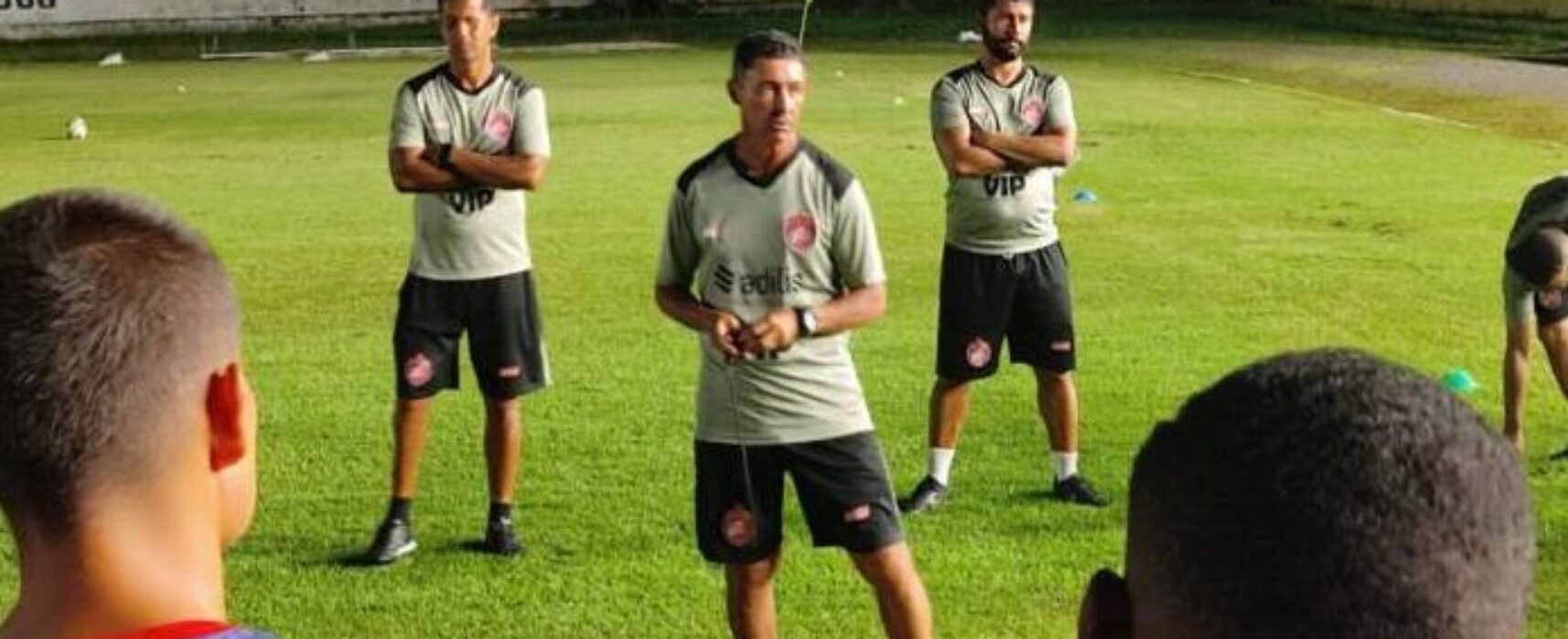 BARCELONA DE ILHÉUS: Betinho classifica Clássico do Cacau jogo fundamental 