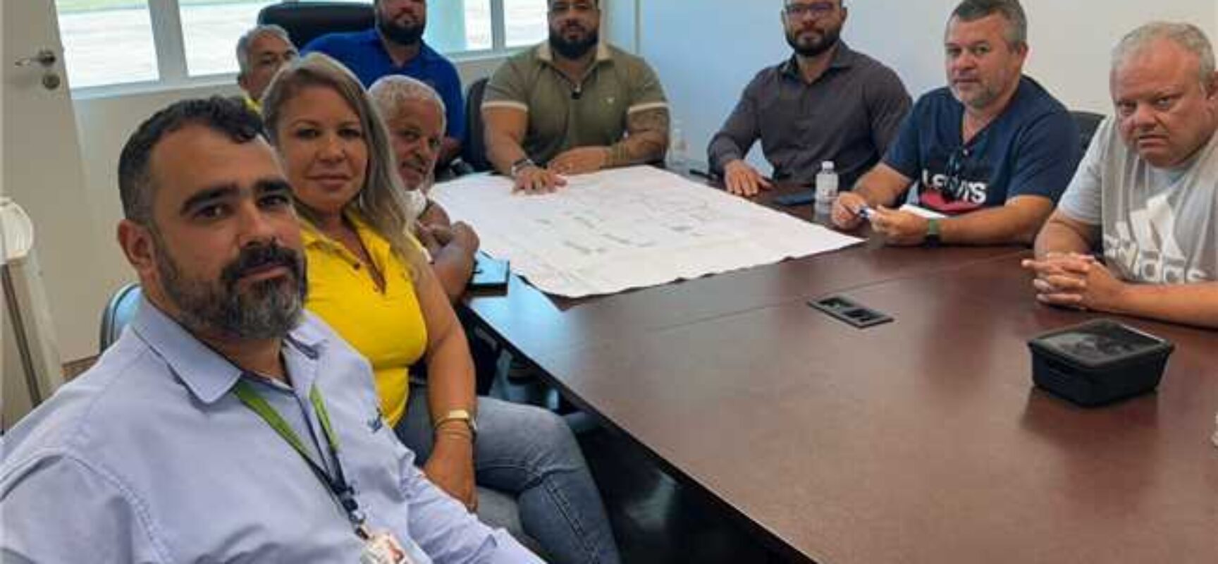 Reunião com a Socicam discute mudança provisória em vagas de estacionamento do Aeroporto Jorge Amado