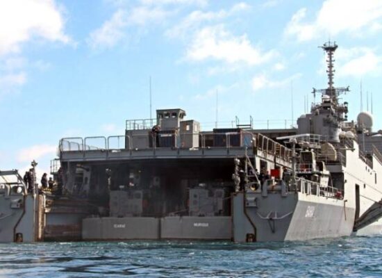 Brasil assume comando de força multinacional contra piratas no Mar Vermelho