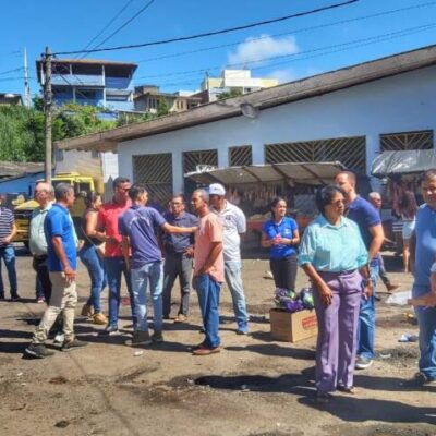 Prefeitura inspeciona Centro Comercial de Itabuna visando obras e serviços de melhorias na infraestrutura e sanidade de alimentos