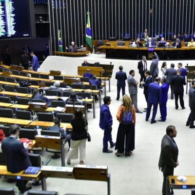 Câmara aprova atualização de custas cobradas pela Justiça Federal