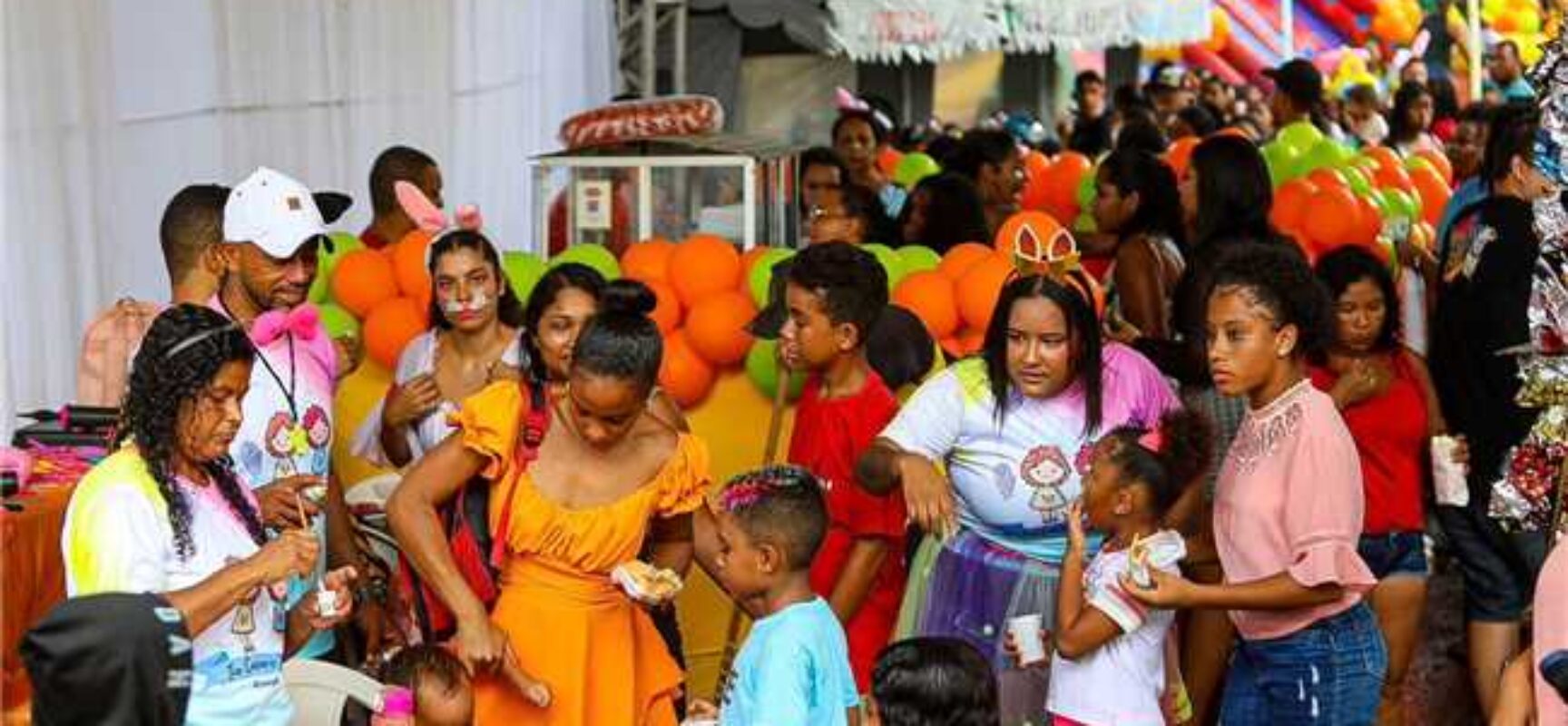 Avenida Soares Lopes foi palco da Páscoa Encantada
