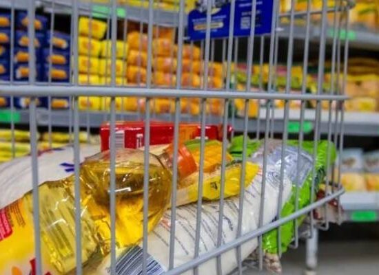 Cesta básica de Salvador apresenta aumento no preço de 16 produtos em fevereiro