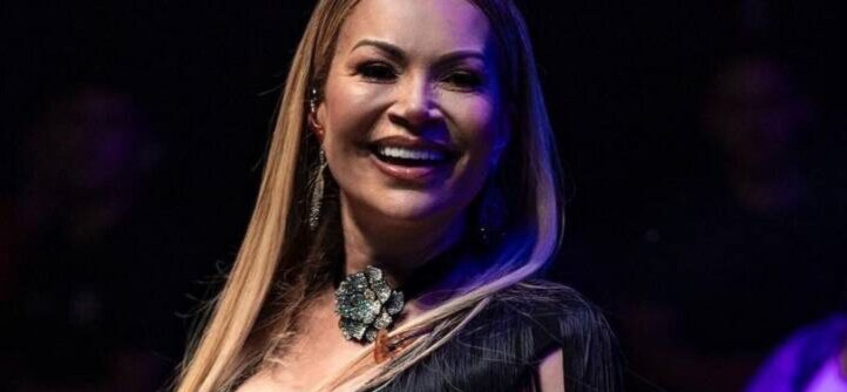 Solange Almeida é submetida a cirurgia de emergência e cancela show na Bahia