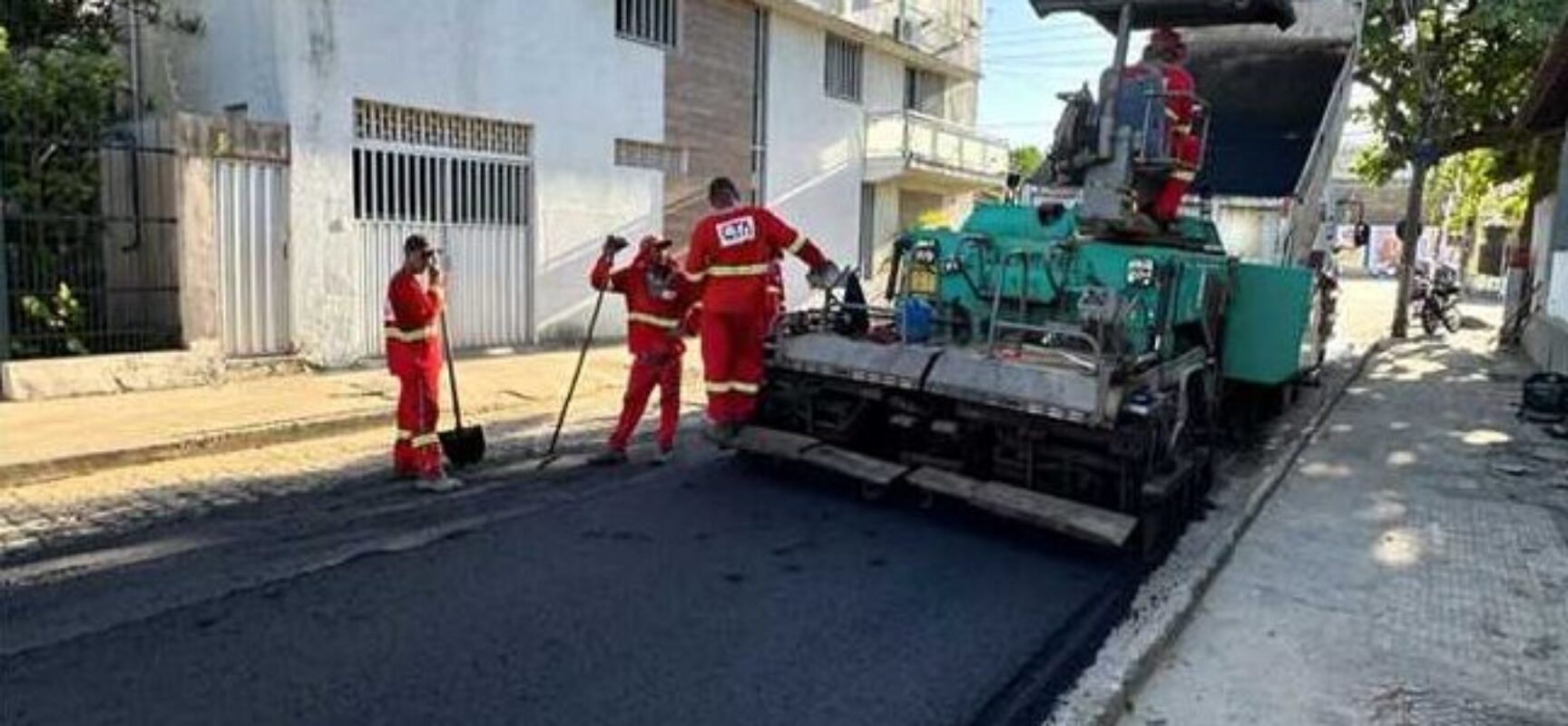 Asfalto novo: a Travessa Amaral Pacheco está pavimentada!
