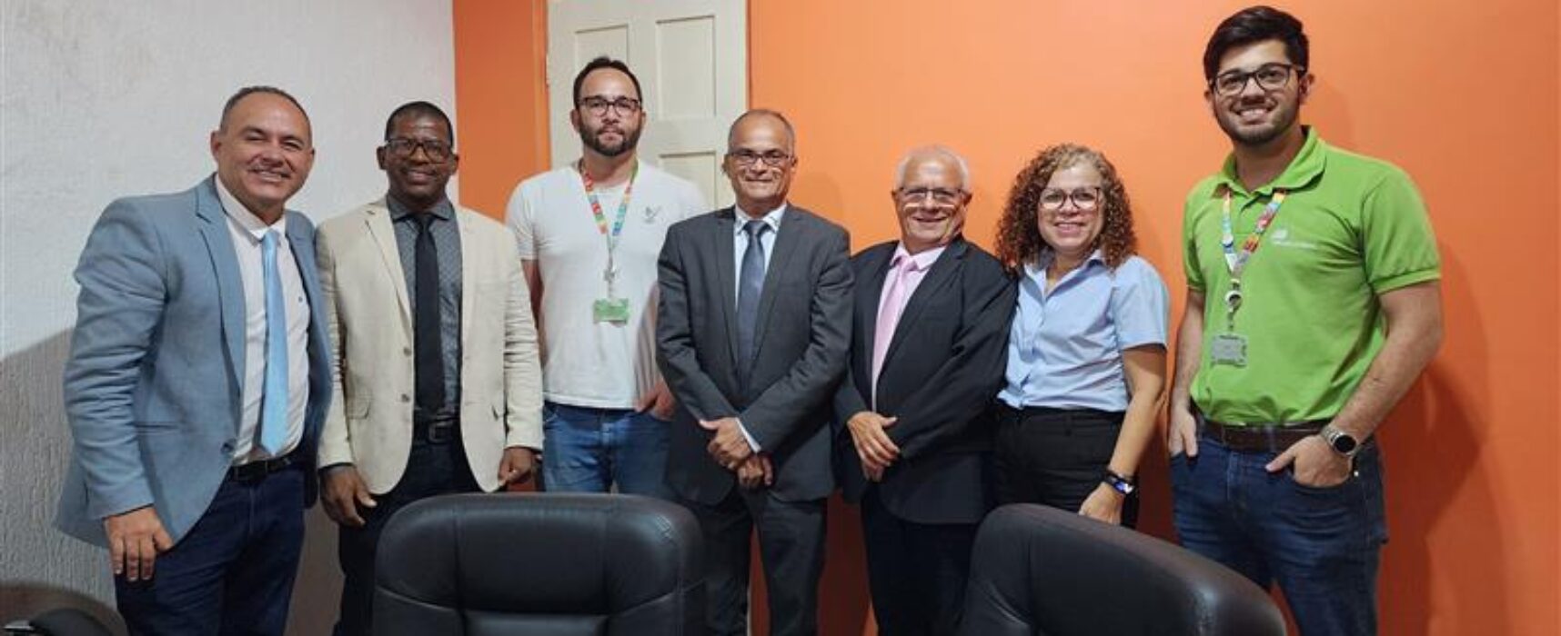 Vereadores fazem reunião com a Coelba para cobrar qualidade na oferta de energia