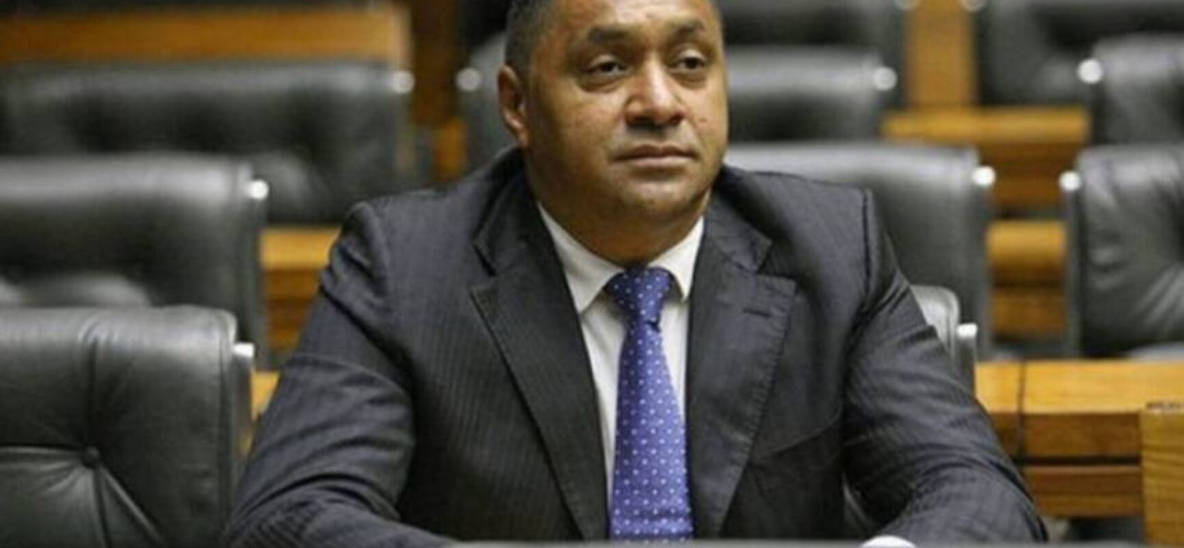 Tiririca é acusado de ter dado uma dedada